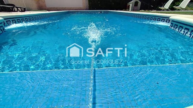 5 soverom Rekkehus til salgs i Avenida Elvas, Badajoz by med svømmebasseng garasje - € 430 000 (Ref: 9125092)