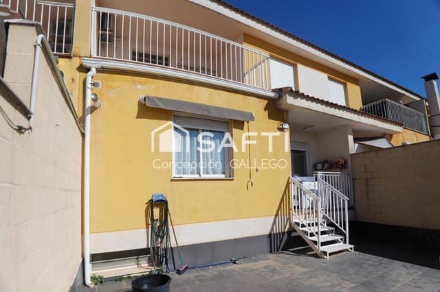 4 sovrum Radhus till salu i Campo de Criptana med garage - 293 552 € (Ref: 9129753)