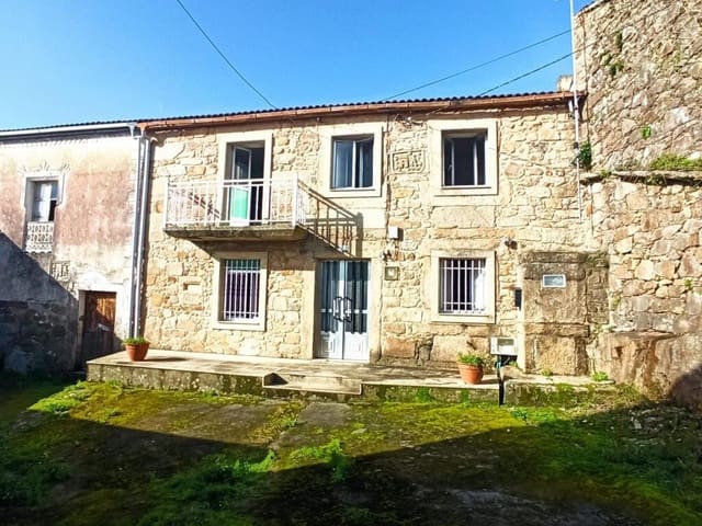 3 bedroom Finca/Country House for sale in Camariñas - € 95,000 (Ref: 9132401)