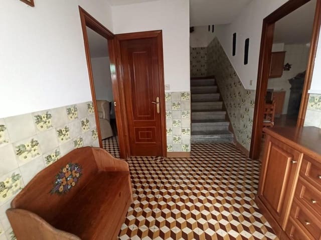 3 bedroom Finca/Country House for sale in Camariñas - € 95,000 (Ref: 9132401)