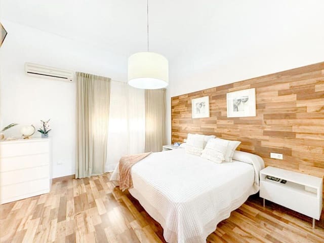 4 soveværelse Rækkehus til salg i Guadalupe, Murcia by med garage - € 279.500 (Ref: 9132409)