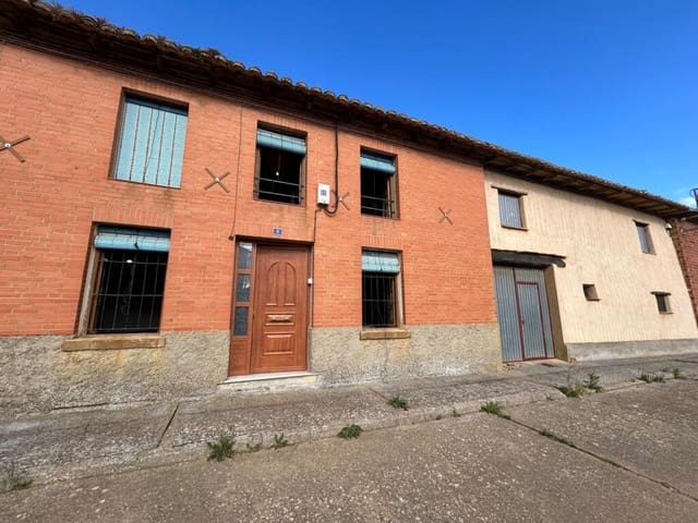 6 soverom Villa til salgs i Gusendos de los Oteros med garasje - € 34 000 (Ref: 9134467)