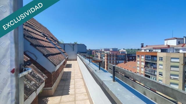 3 soveværelse Penthouse til salg i León by med garage - € 160.000 (Ref: 9145556)