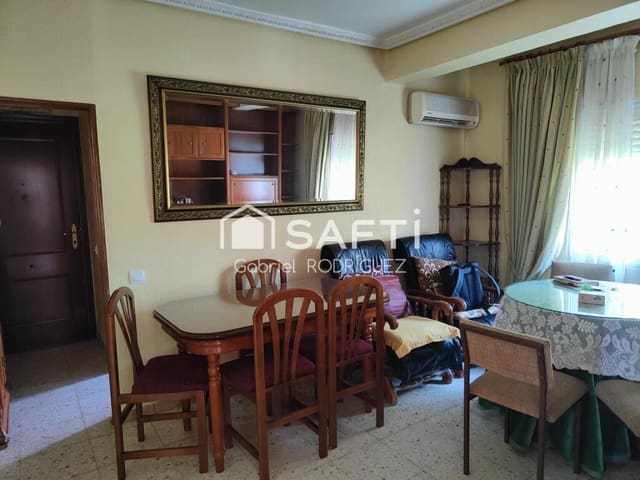 3 soveværelse Lejlighed til leje i San Roque - Ronda Norte, Badajoz by - € 550 (Ref: 9147188)