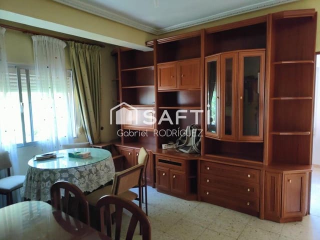 3 soveværelse Lejlighed til leje i San Roque - Ronda Norte, Badajoz by - € 550 (Ref: 9147188)