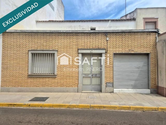4 soveværelse Rækkehus til salg i Montijo med garage - € 77.000 (Ref: 9147190)