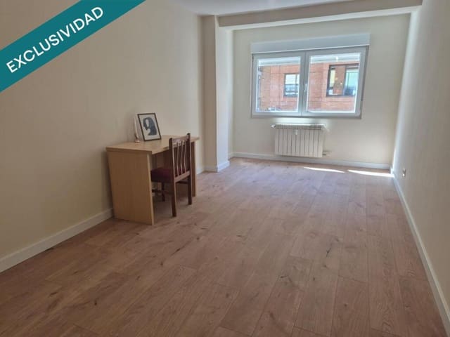 4 soveværelse Lejlighed til salg i León by med garage - € 252.000 (Ref: 9149278)