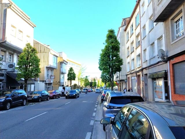 Commercial for rent in Santiago de Compostela - € 500 (Ref: 9163748)