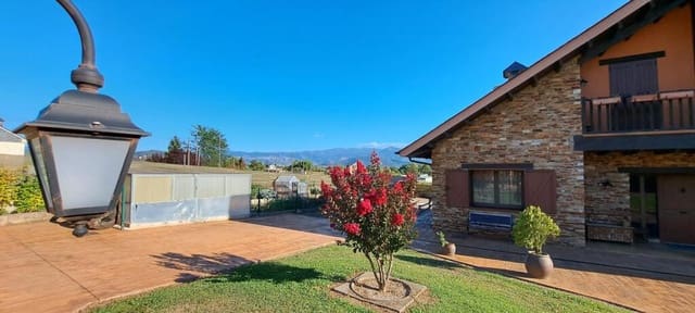 4 soveværelse Villa til salg i Cabañas Raras - € 685.000 (Ref: 9165801)