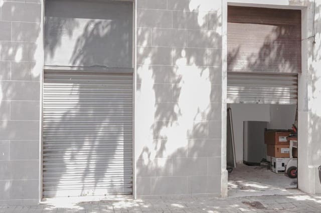Kommersiell til salgs i Badalona - € 49 600 (Ref: 9165805)