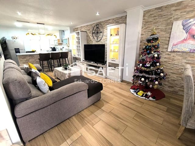 4 soverom Rekkehus til salgs i Ciutat Universitària, Elche / Elx med svømmebasseng garasje - € 380 000 (Ref: 9173493)