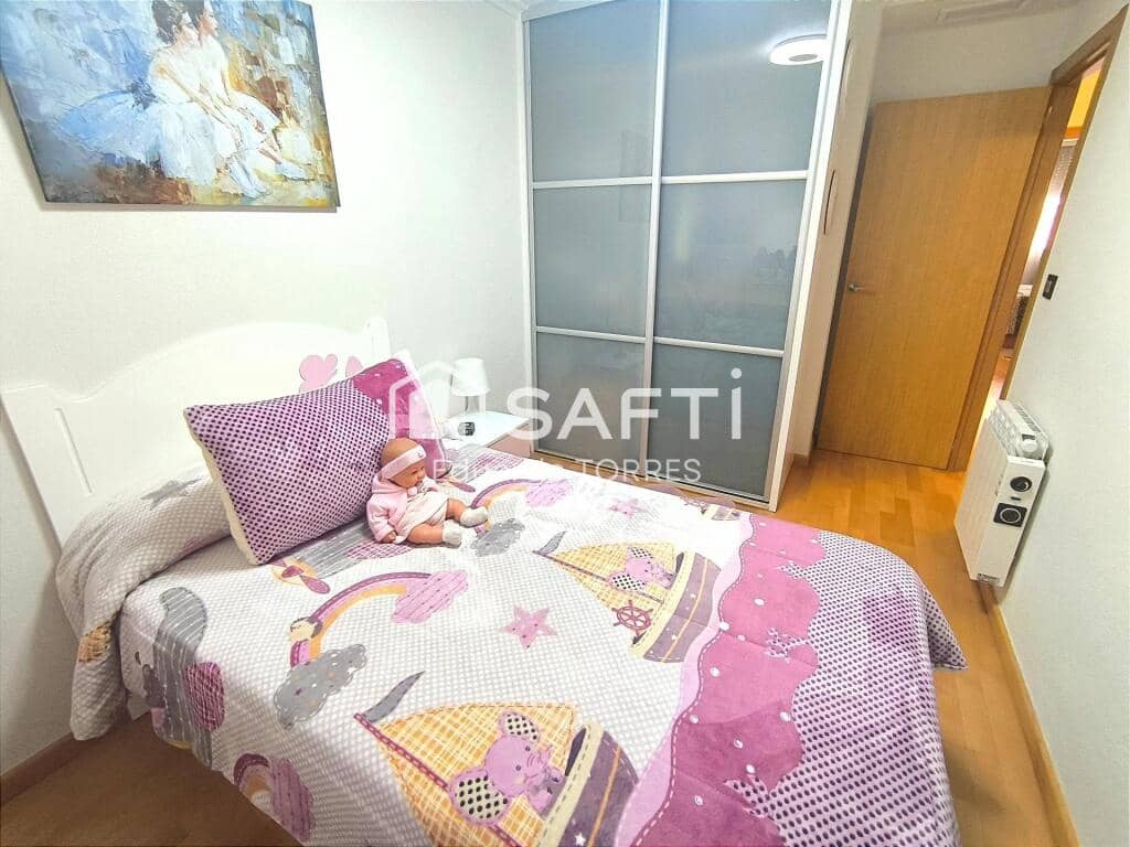 4 soverom Rekkehus til salgs i Elche / Elx med svømmebasseng garasje - € 380 000 (Ref: 9173493)