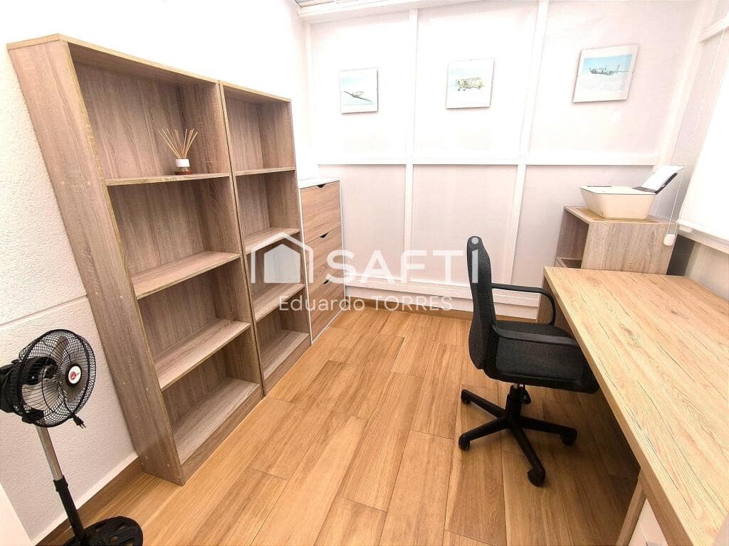 4 soverom Rekkehus til salgs i Elche / Elx med svømmebasseng garasje - € 380 000 (Ref: 9173493)