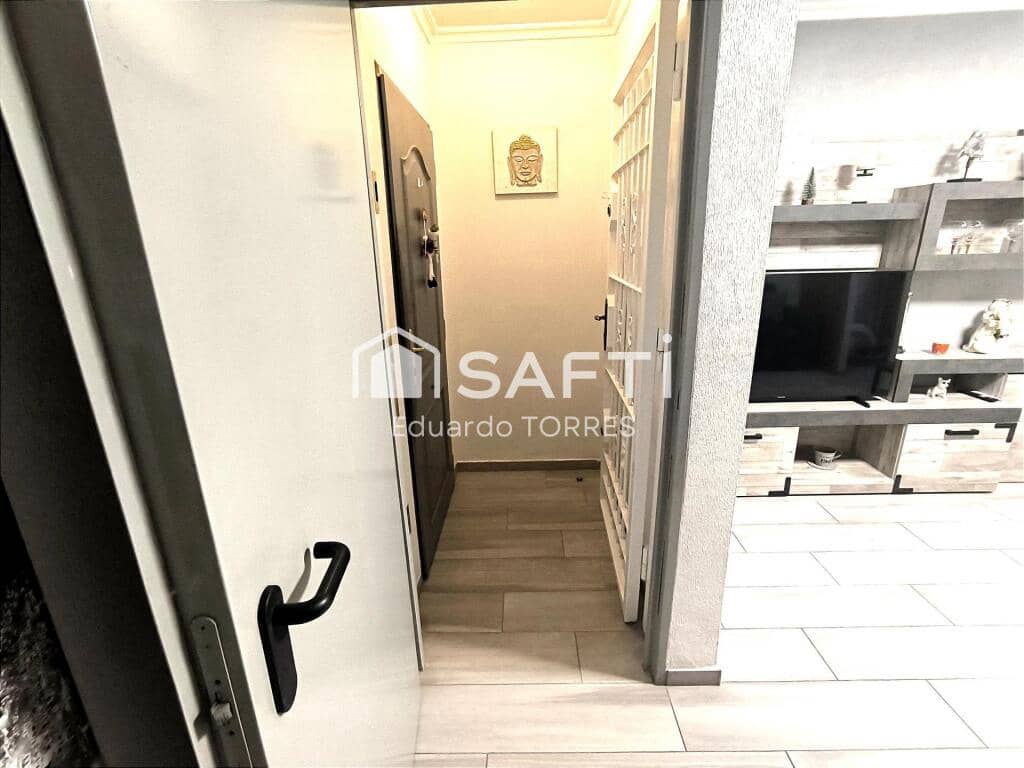 4 soverom Rekkehus til salgs i Elche / Elx med svømmebasseng garasje - € 380 000 (Ref: 9173493)