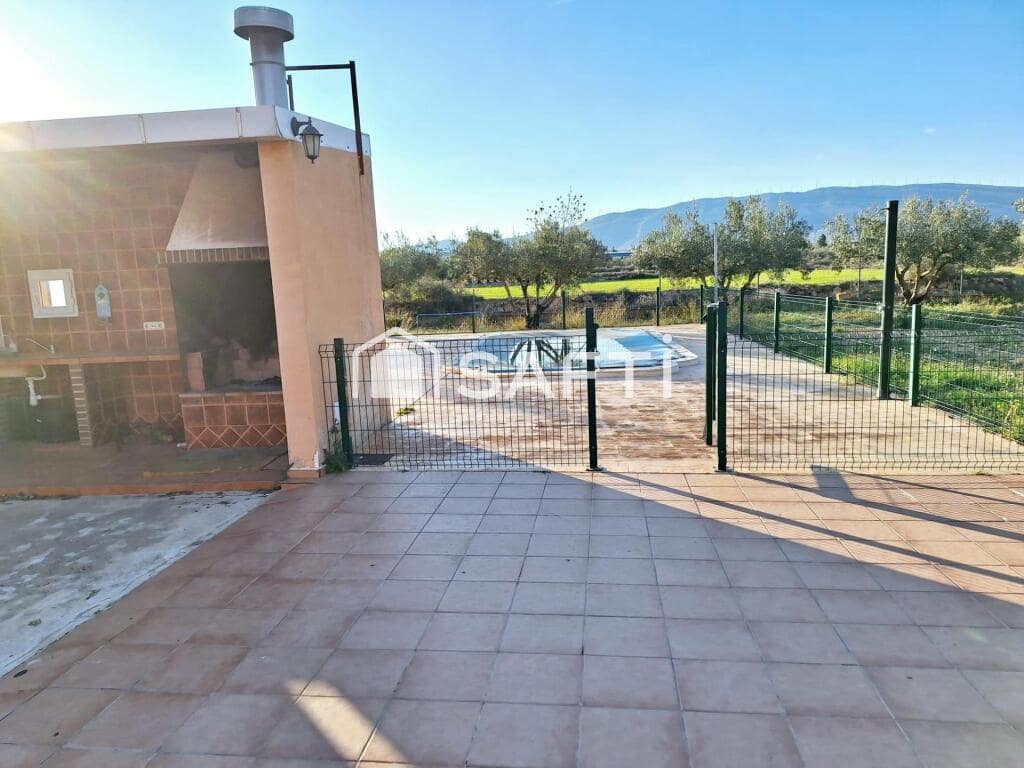 3 chambre Villa/Maison à vendre à Caudete avec piscine - 165 000 € (Ref: 9173497)