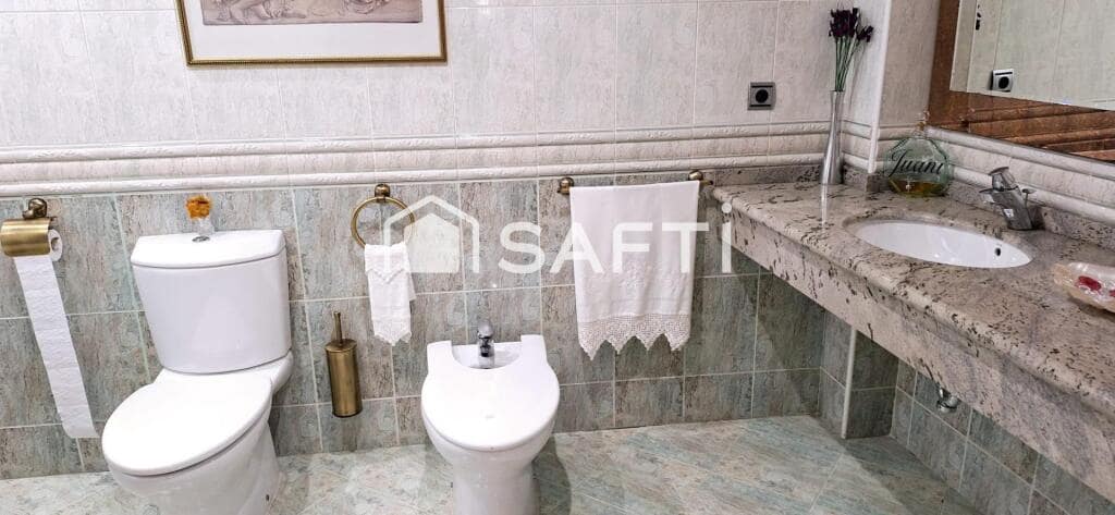 5 soveværelse Rækkehus til salg i Villena - € 410.000 (Ref: 9173502)