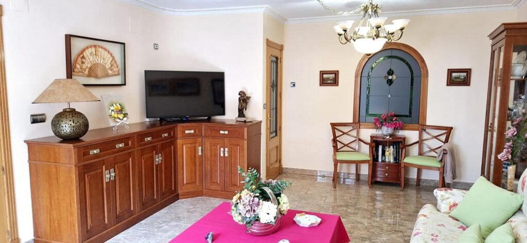 5 soveværelse Rækkehus til salg i Villena - € 410.000 (Ref: 9173502)