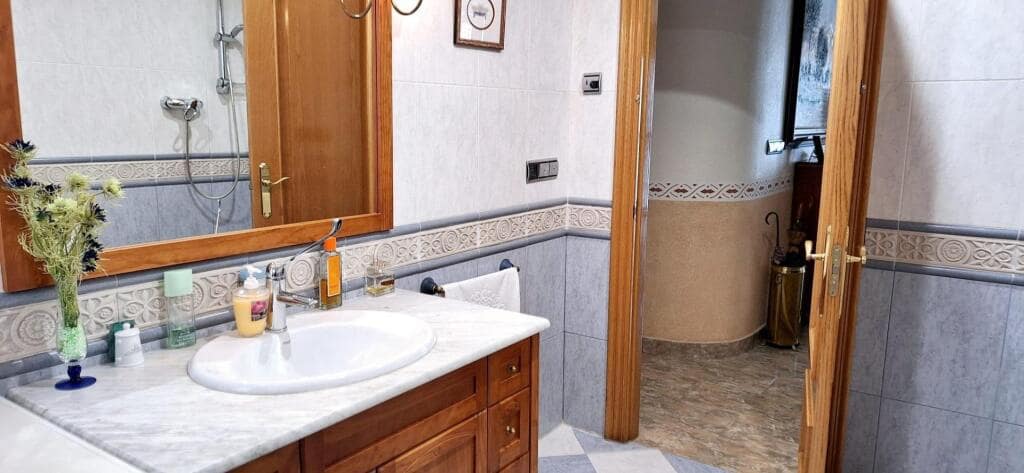 5 soveværelse Rækkehus til salg i Villena - € 410.000 (Ref: 9173502)