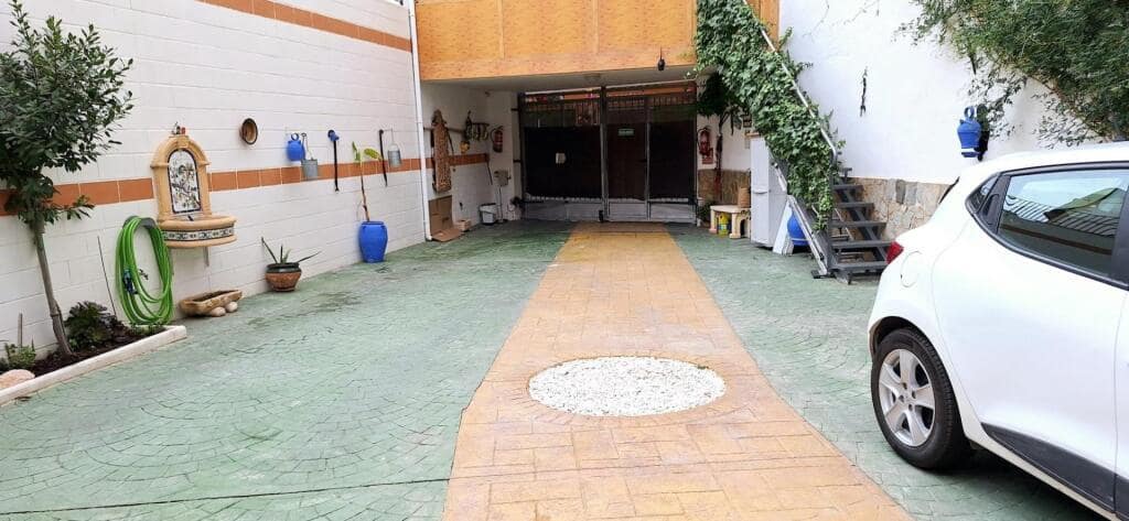 5 soveværelse Rækkehus til salg i Villena - € 410.000 (Ref: 9173502)