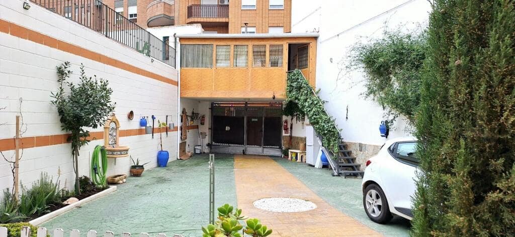 5 soveværelse Rækkehus til salg i Villena - € 410.000 (Ref: 9173502)