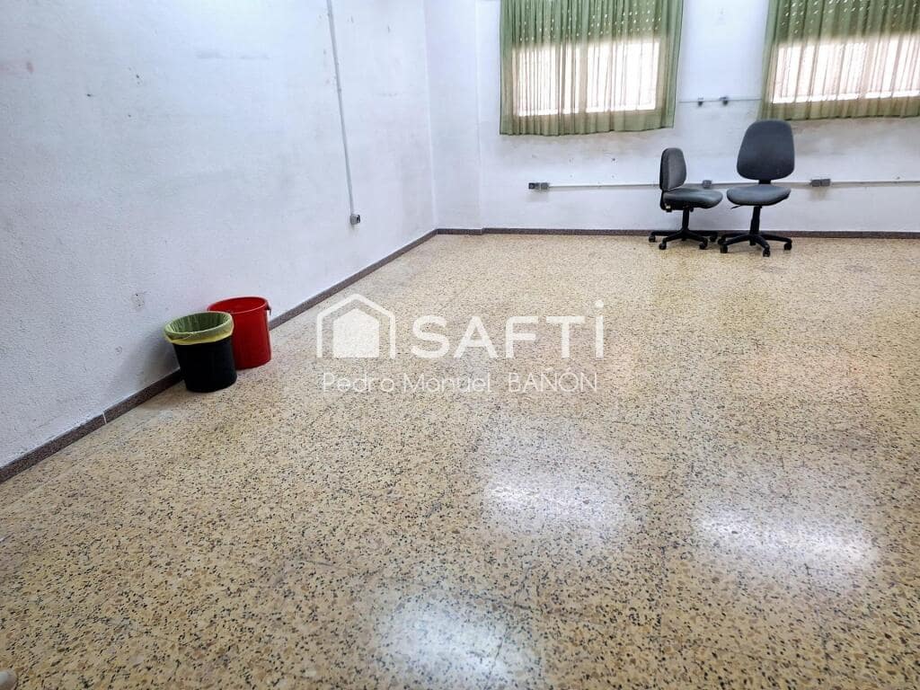 Commercial for sale in Villena - € 21,000 (Ref: 9173503)