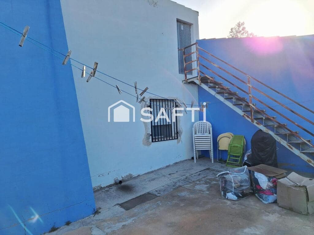 Chalet de 3 habitaciones en Yecla en venta - 149.000 € (Ref: 9173504)