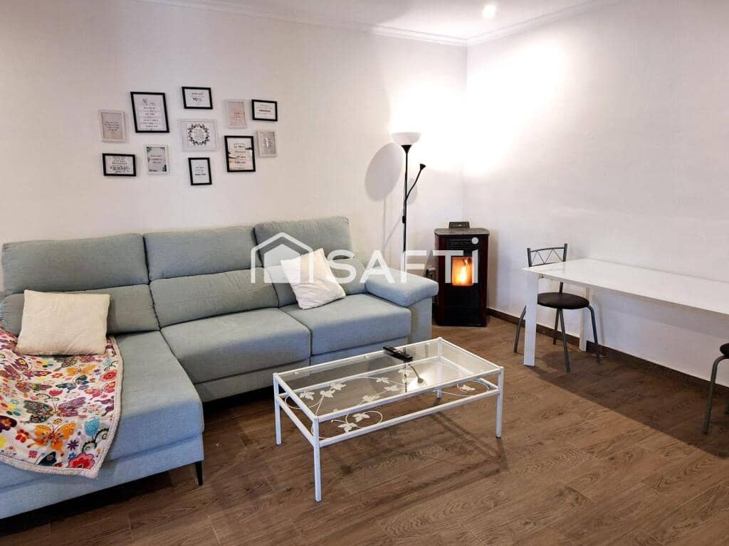 Chalet de 3 habitaciones en Yecla en venta - 149.000 € (Ref: 9173504)