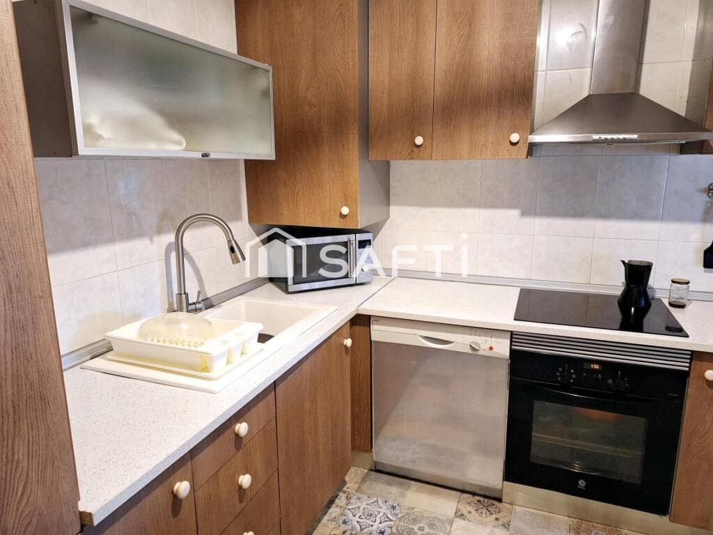 Chalet de 3 habitaciones en Yecla en venta - 149.000 € (Ref: 9173504)