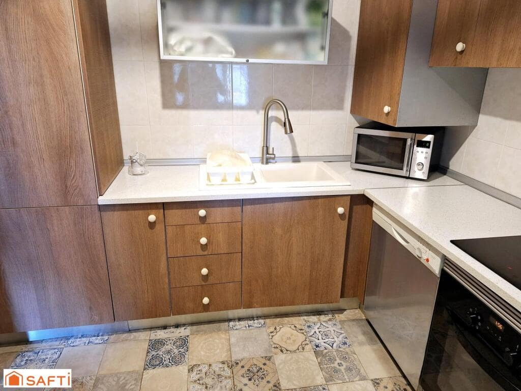 Chalet de 3 habitaciones en Yecla en venta - 149.000 € (Ref: 9173504)