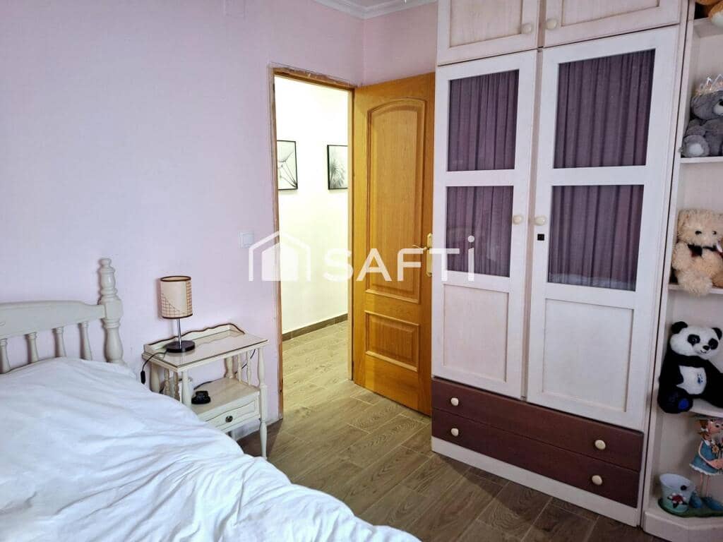 Chalet de 3 habitaciones en Yecla en venta - 149.000 € (Ref: 9173504)