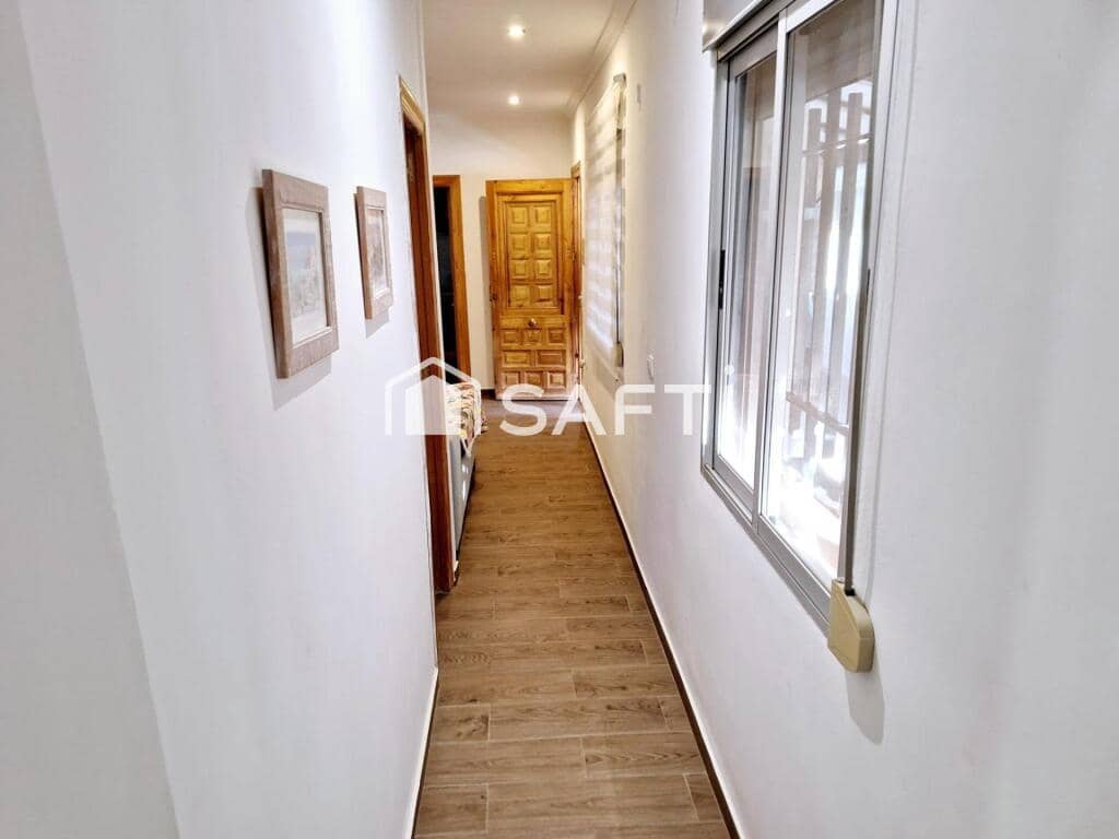 Chalet de 3 habitaciones en Yecla en venta - 149.000 € (Ref: 9173504)