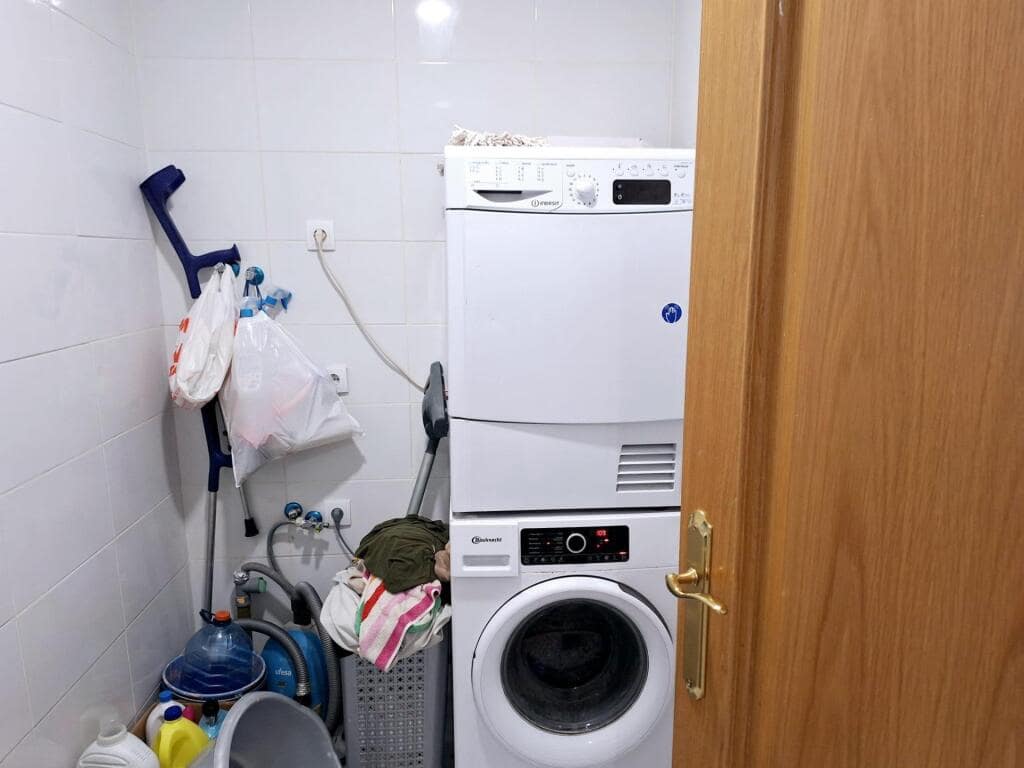 Chalet de 3 habitaciones en Yecla en venta - 149.000 € (Ref: 9173504)