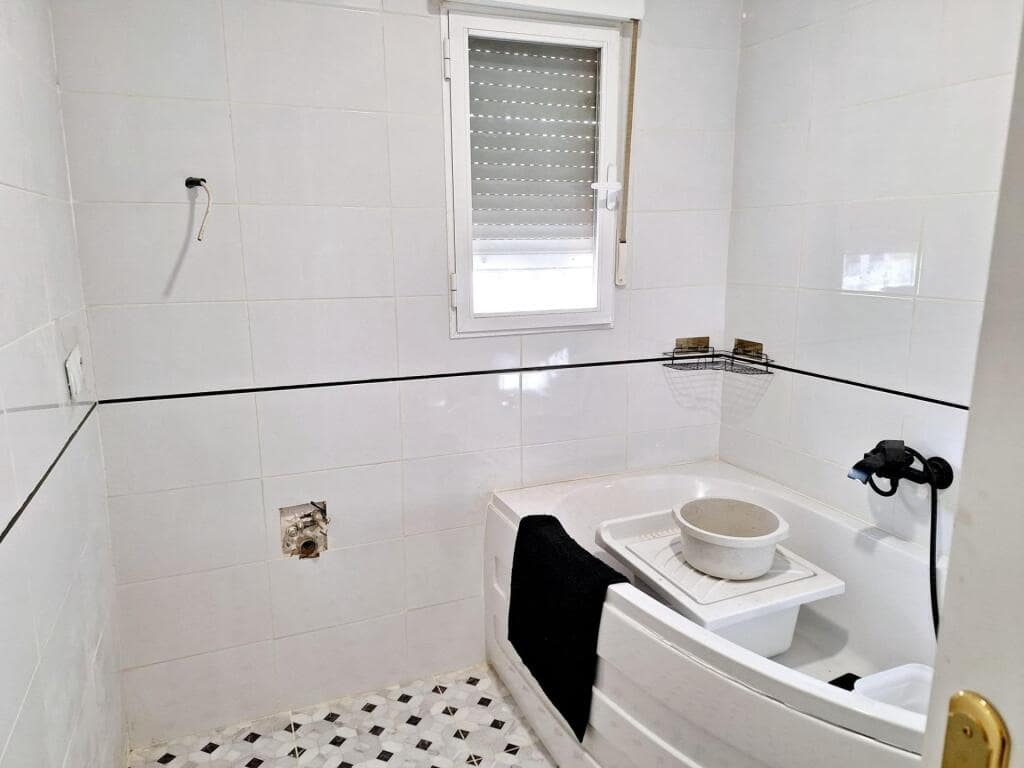 Chalet de 3 habitaciones en Yecla en venta - 149.000 € (Ref: 9173504)