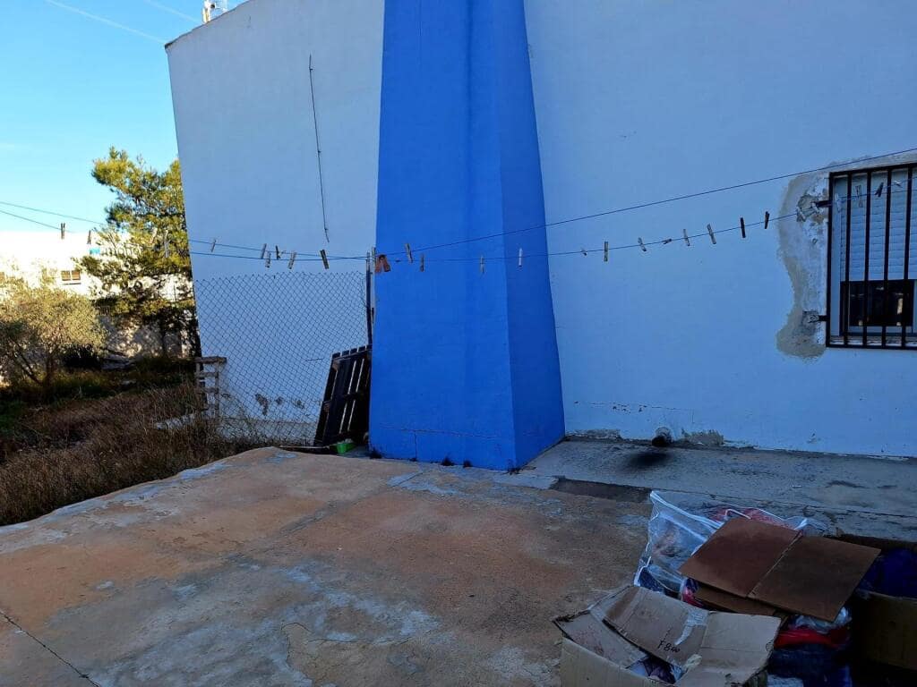 Chalet de 3 habitaciones en Yecla en venta - 149.000 € (Ref: 9173504)