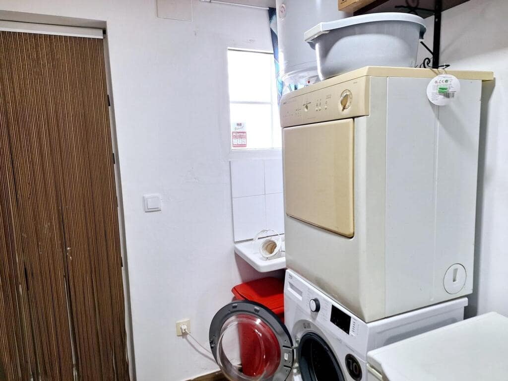 2 bedroom Villa for sale in Yecla - € 105,000 (Ref: 9173505)