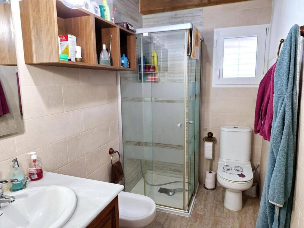 2 bedroom Villa for sale in Yecla - € 105,000 (Ref: 9173505)