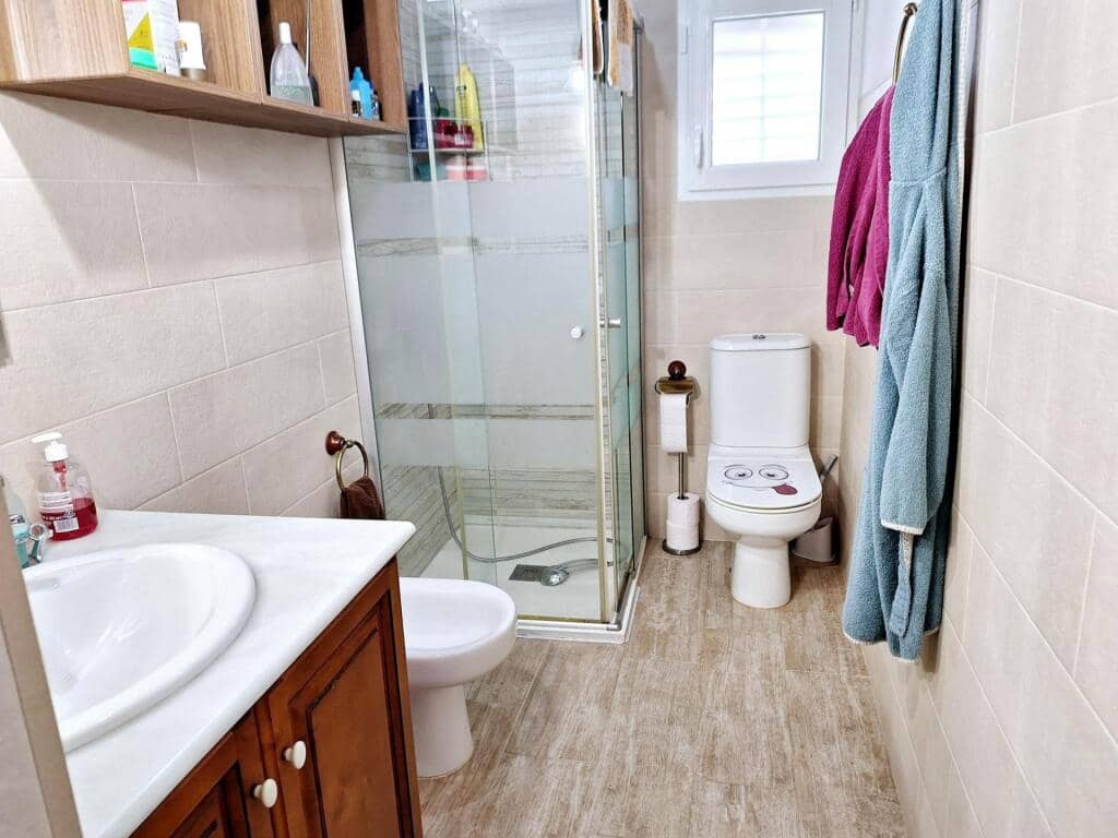 2 bedroom Villa for sale in Yecla - € 105,000 (Ref: 9173505)