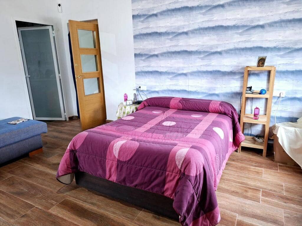 2 bedroom Villa for sale in Yecla - € 105,000 (Ref: 9173505)