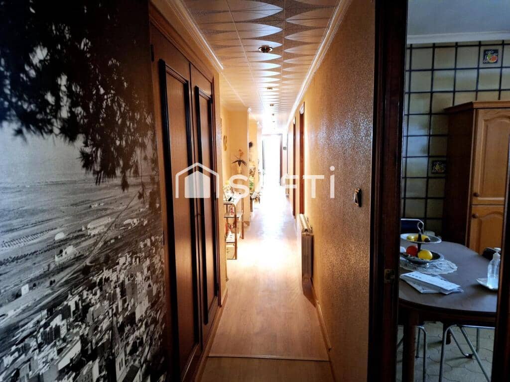 4 makuuhuone Huoneisto myytävänä paikassa Villena - 140 000 € (Ref: 9173506)