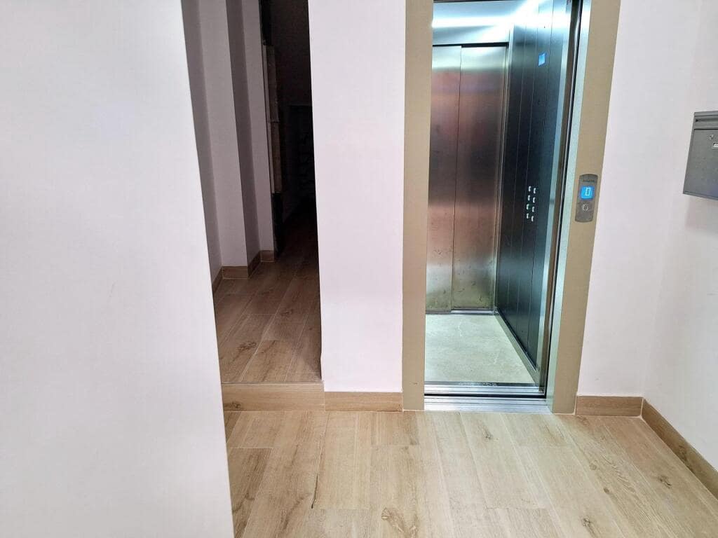 4 makuuhuone Huoneisto myytävänä paikassa Villena - 140 000 € (Ref: 9173506)