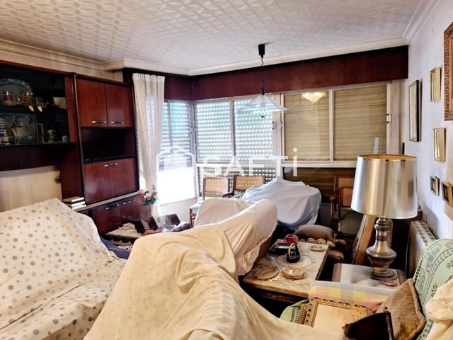 4 makuuhuone Huoneisto myytävänä paikassa Villena - 140 000 € (Ref: 9173506)