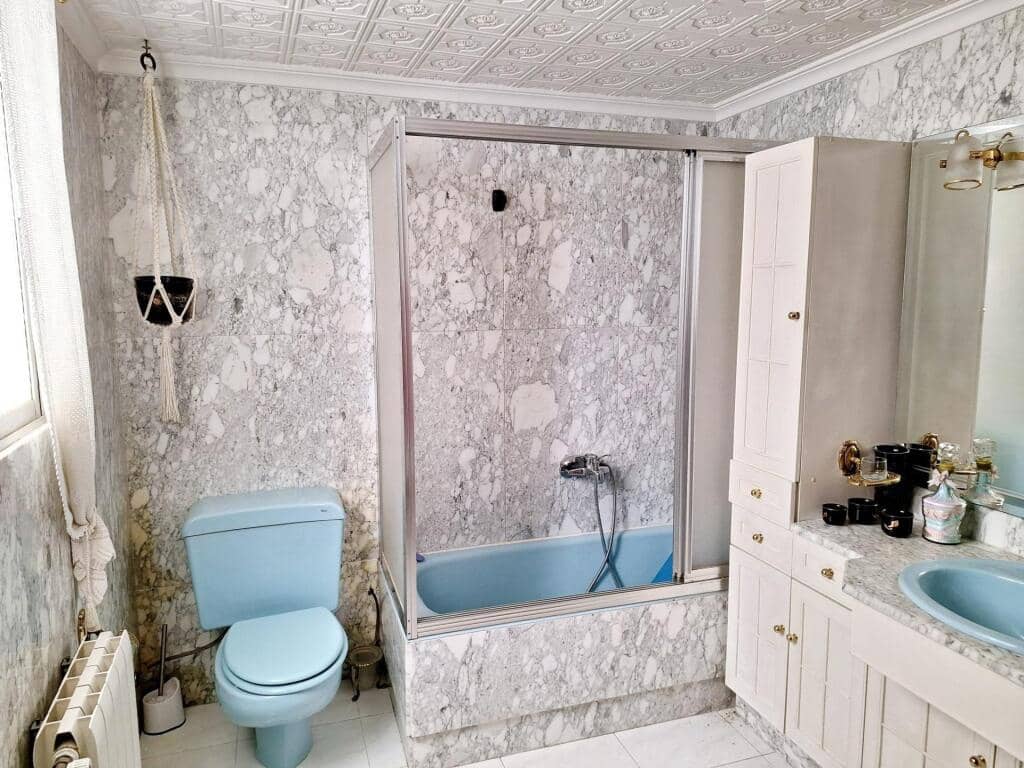 4 makuuhuone Huoneisto myytävänä paikassa Villena - 140 000 € (Ref: 9173506)