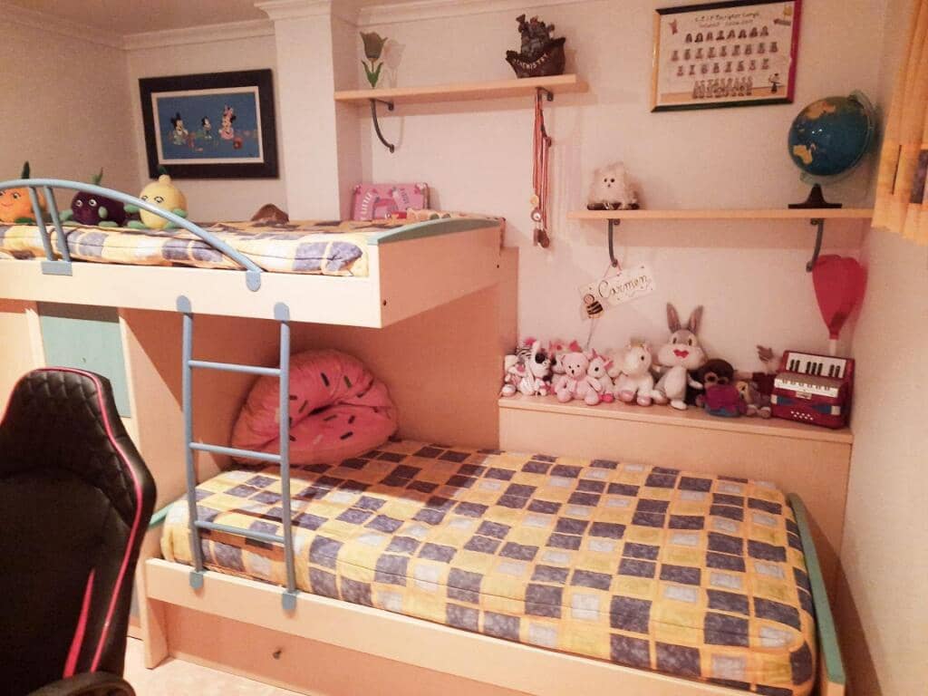 4 soveværelse Rækkehus til salg i Monovar / Monover med garage - € 190.000 (Ref: 9173508)