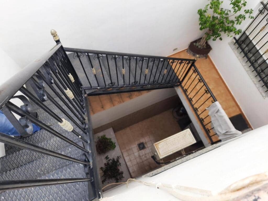 4 soveværelse Rækkehus til salg i Monovar / Monover med garage - € 190.000 (Ref: 9173508)