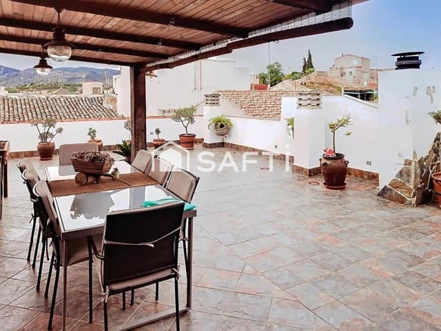 4 slaapkamer Rijtjeshuis te koop in Monóvar / Monóver met garage - € 190.000 (Ref: 9173508)