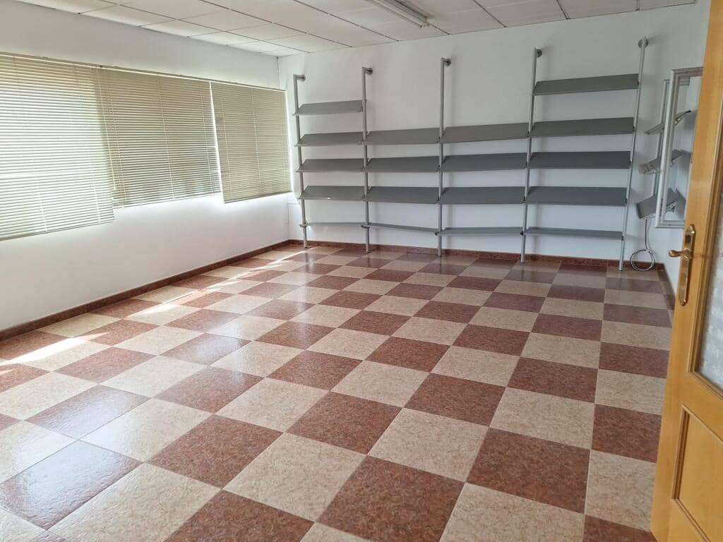 Erhverv til salg i Villena - € 300.000 (Ref: 9173510)