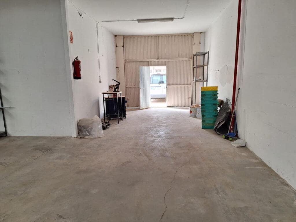 Erhverv til salg i Villena - € 300.000 (Ref: 9173510)