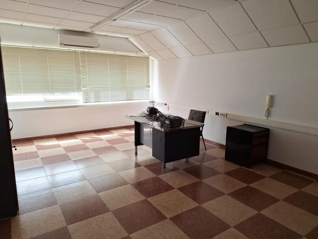 Commercial for sale in Villena - € 300,000 (Ref: 9173510)