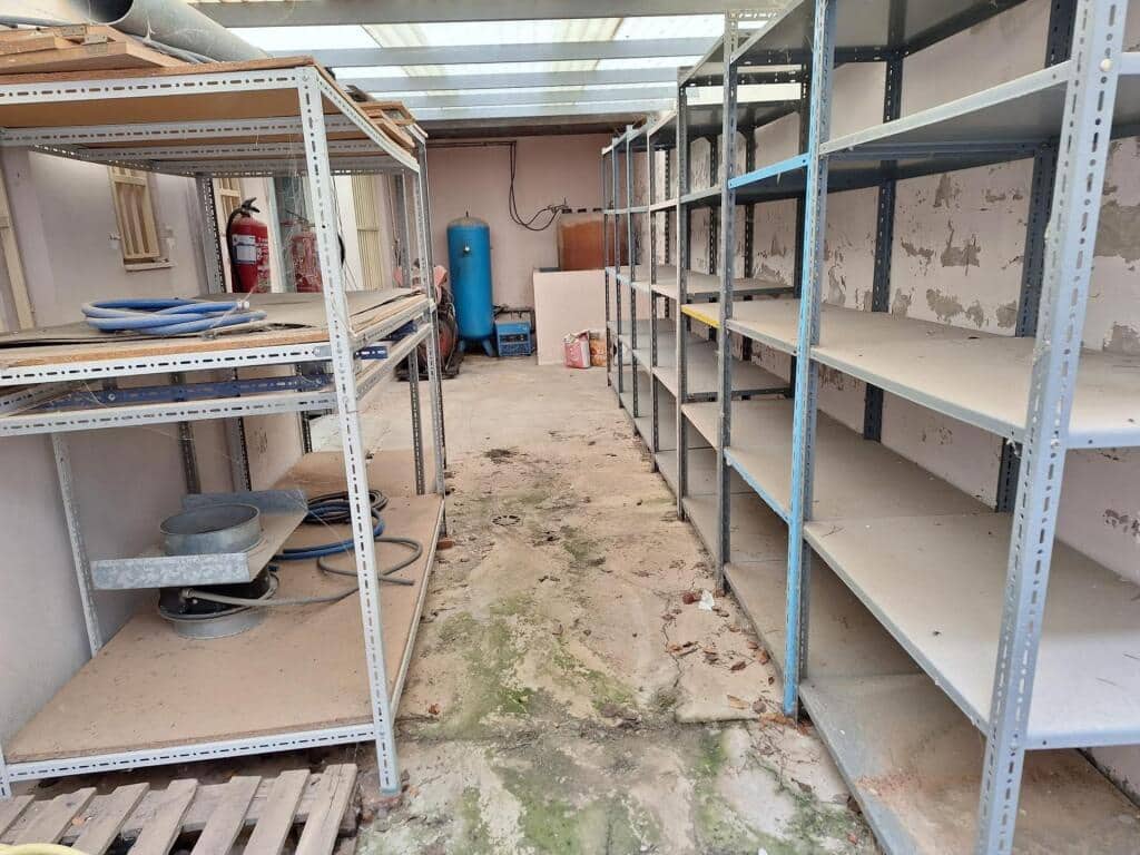 Erhverv til salg i Villena - € 300.000 (Ref: 9173510)