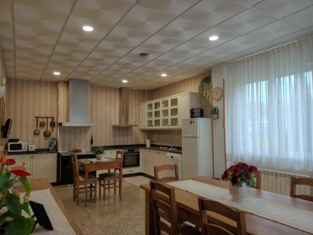 4 bedroom Finca/Country House for sale in Ponteareas with pool garage - € 395,000 (Ref: 9173517)